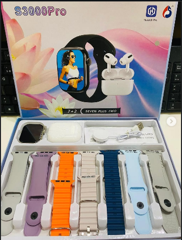 Smart Watch with Wireless Earbuds Combo